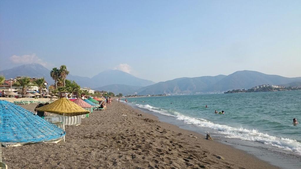 Aymes Hotel 3*