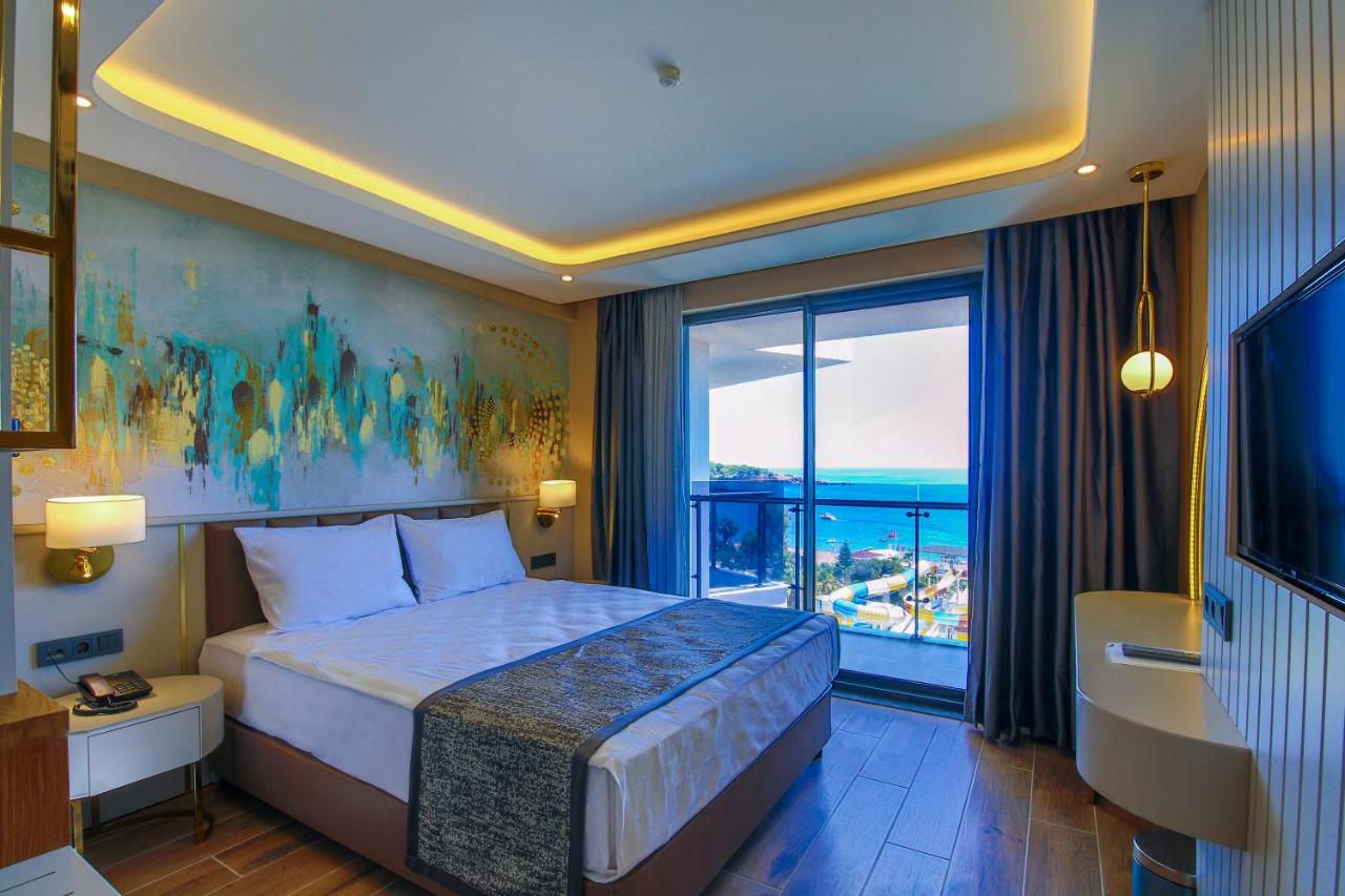 Seaphoria Beach Resort 5*