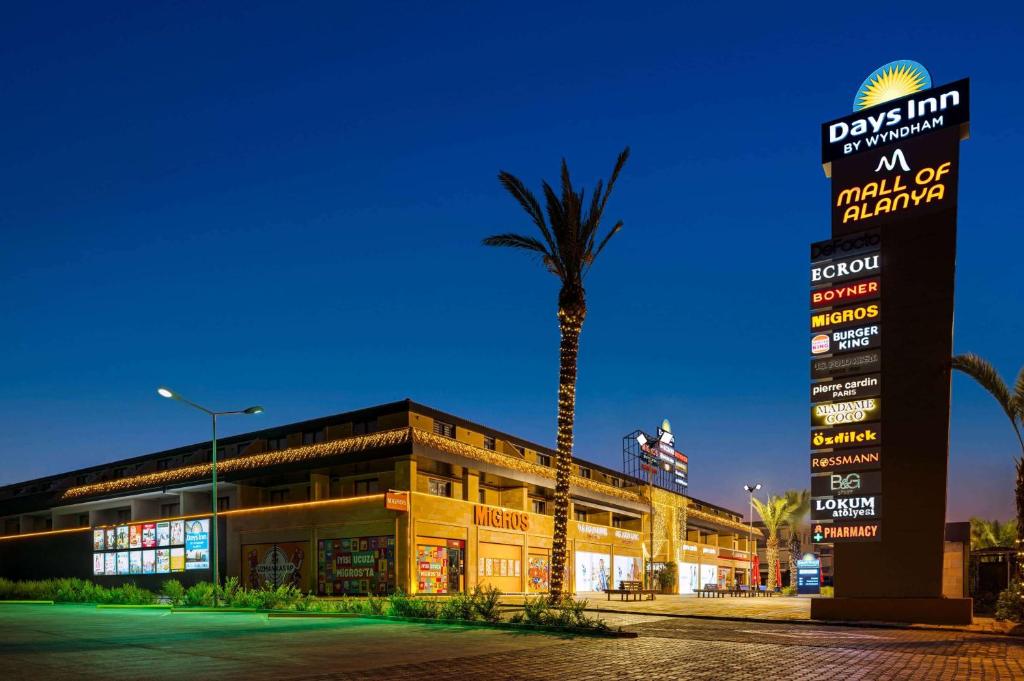 Days Inn by Wyndham Alanya 4*, фото 13