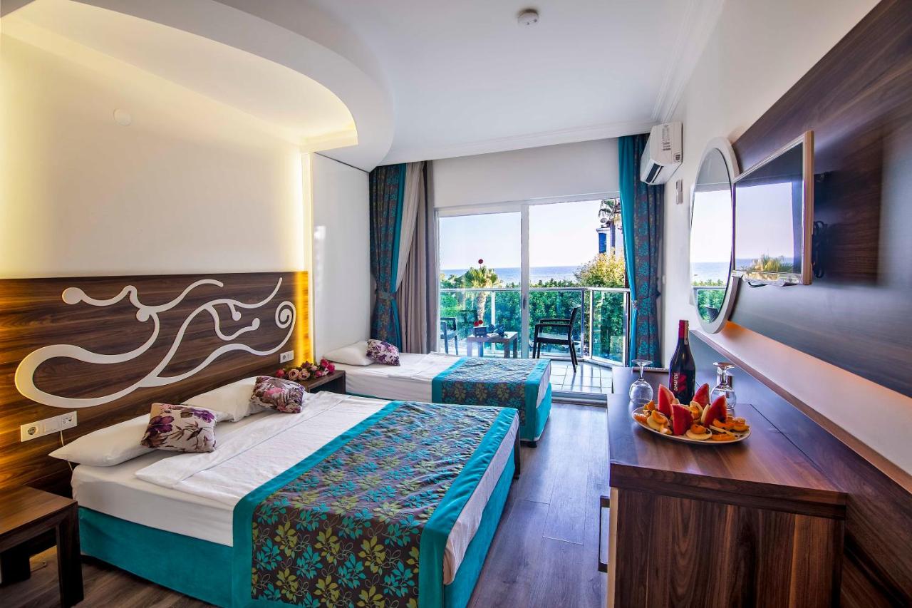 Kleopatra Blue Hawaii 3*