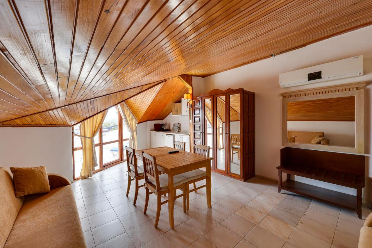 Naturella Hotel & Apart 3*