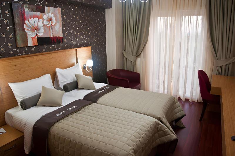Abel Hotel