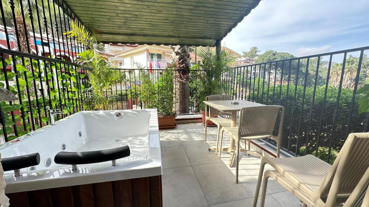 Aquarium Hotel, фото 16