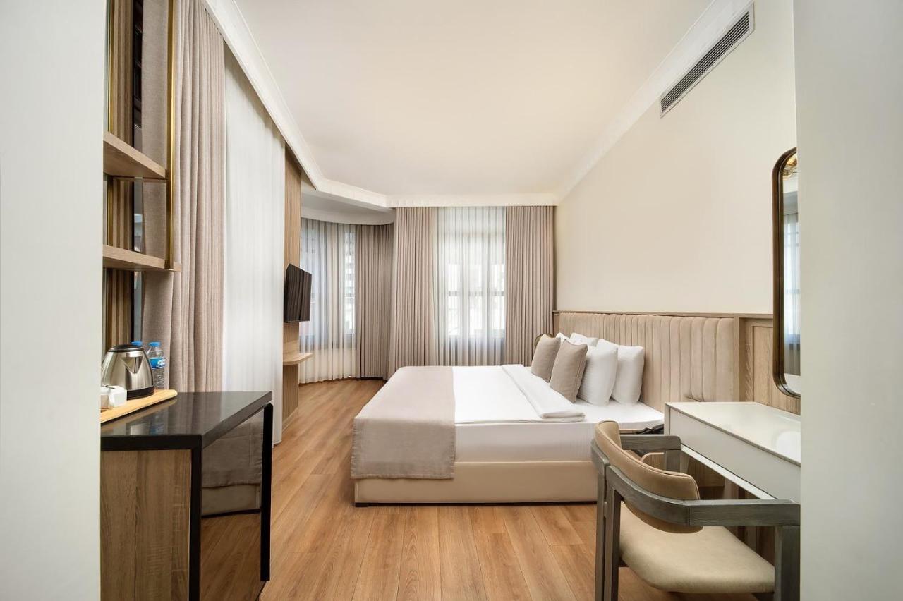 Atik Palace Hotel 3*