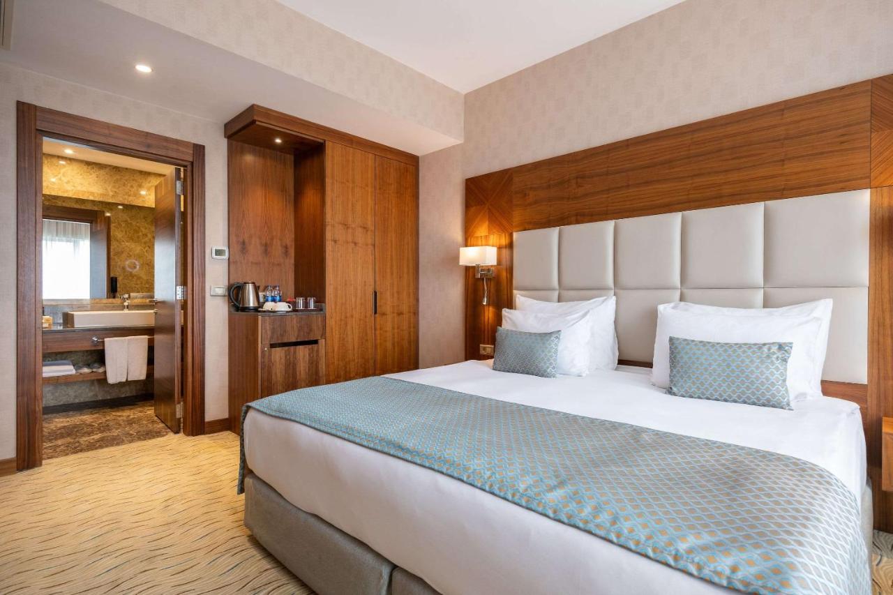 Clarion Hotel Istanbul Mahmutbey 5*, фото 9