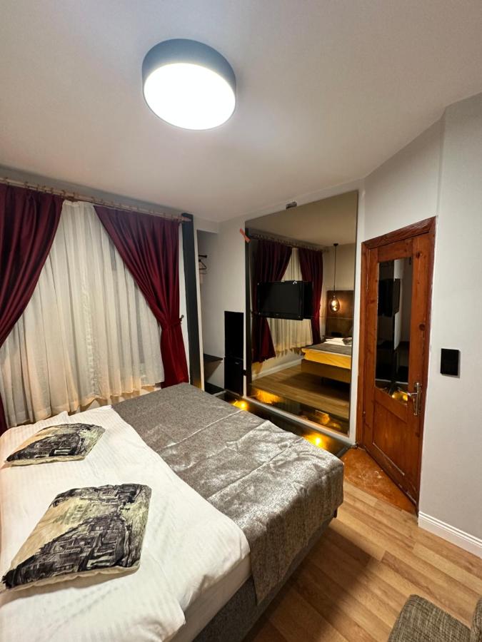 Corner Hotel, фото 11