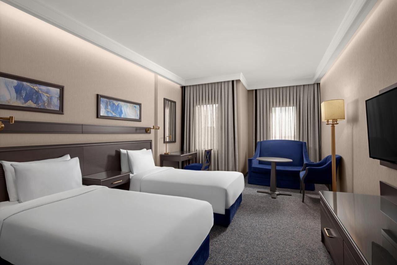 Grand Cevahir Hotel & Convention Center 5*
