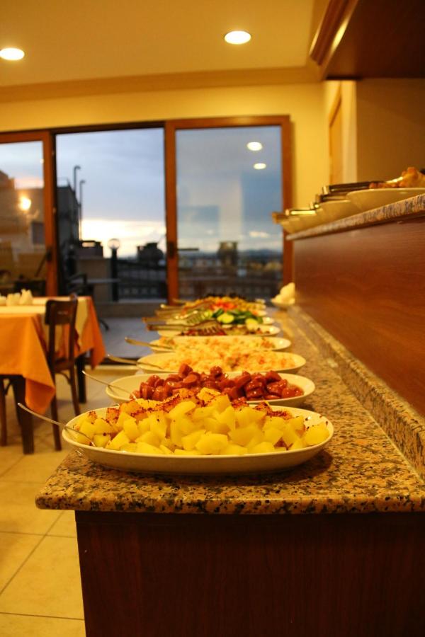 Grand Peninsula Hotel, фото 16