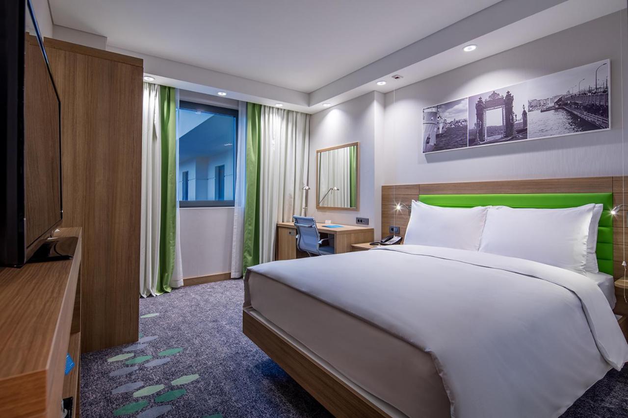 Hampton by Hilton Istanbul Zeytinburnu 4*