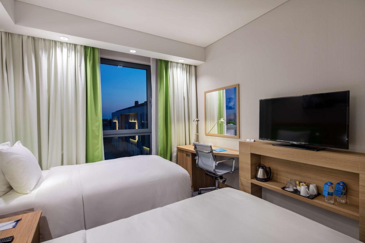 Hampton by Hilton Istanbul Zeytinburnu 4*, фото 4