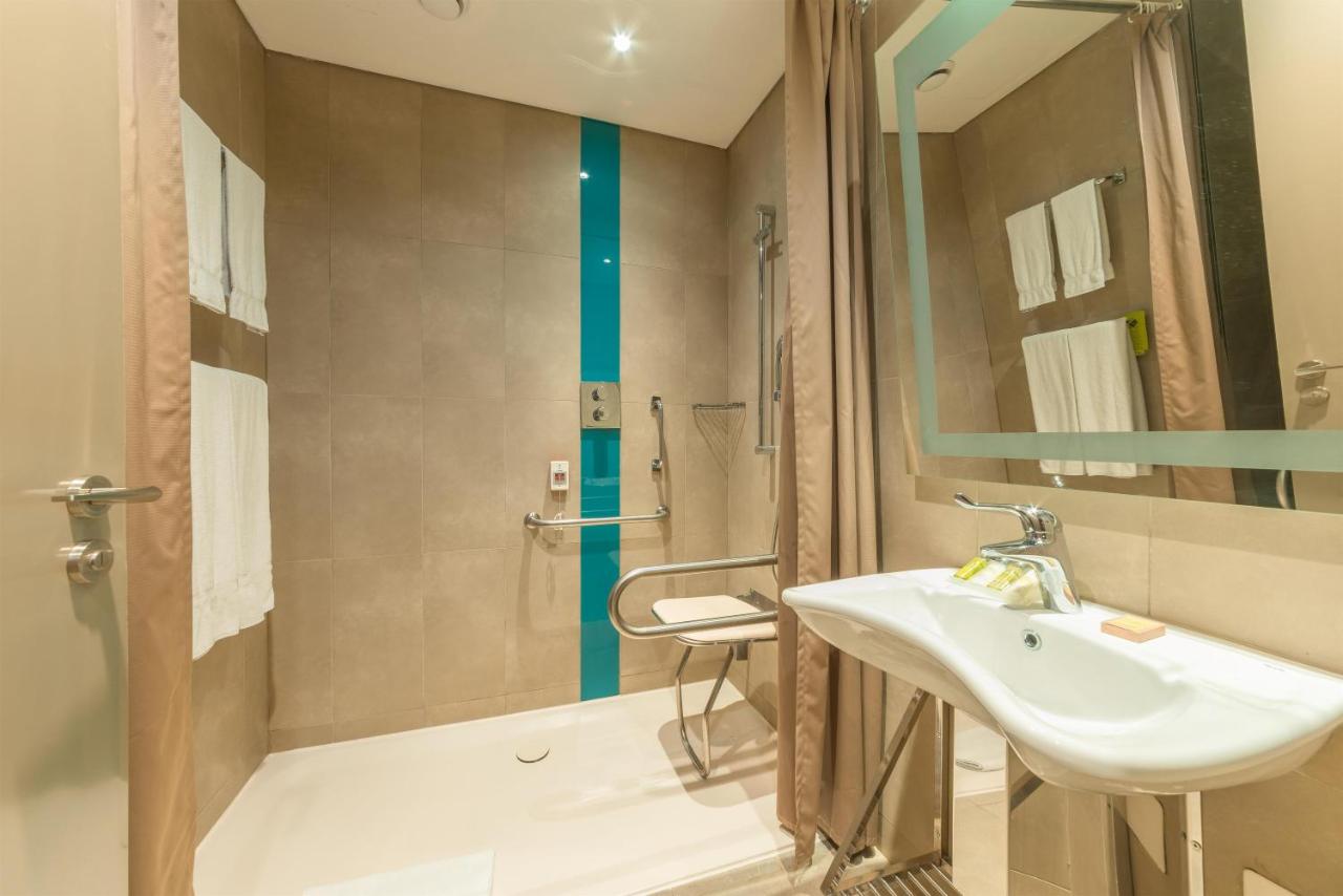 Hilton Garden Inn Istanbul Airport, фото 15
