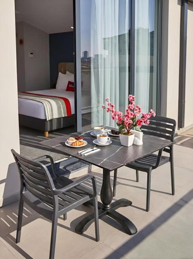 Holiday Inn Express Istanbul - Atakoy Metro by IHG, фото 9