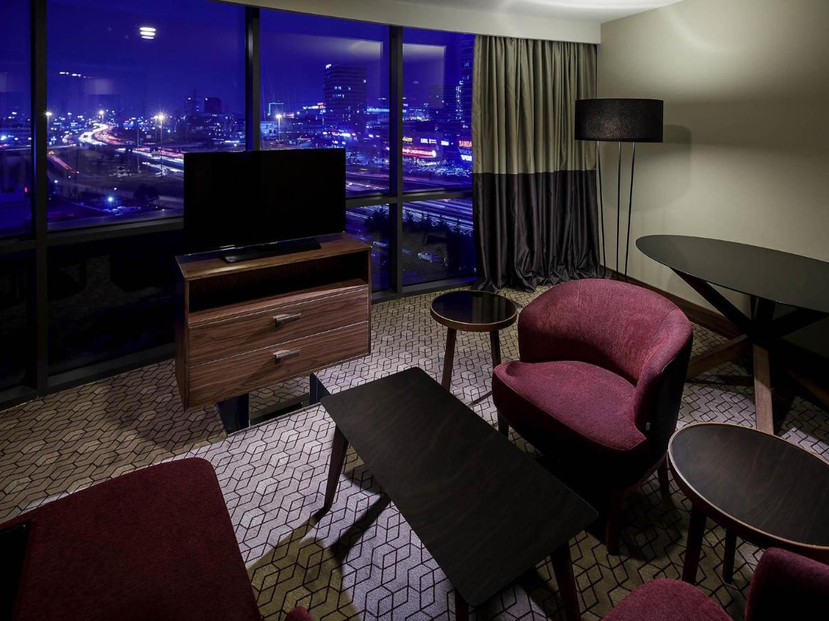 Pullman Istanbul Airport and Convention Center Hotel, фото 12