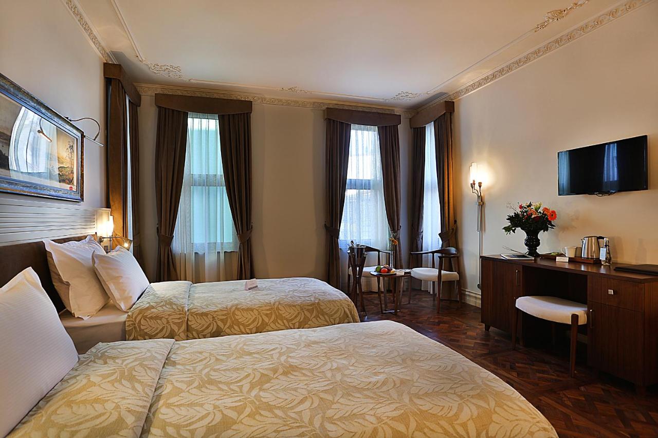 Taxim Lounge Hotel 4*