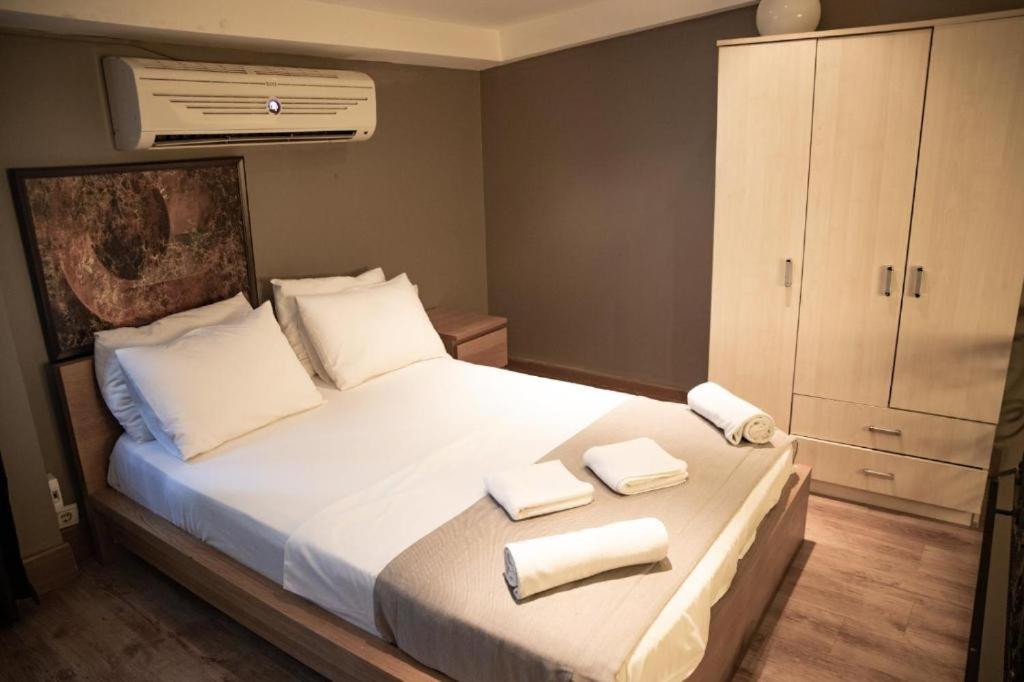 The Hera Premium Hotels 4*