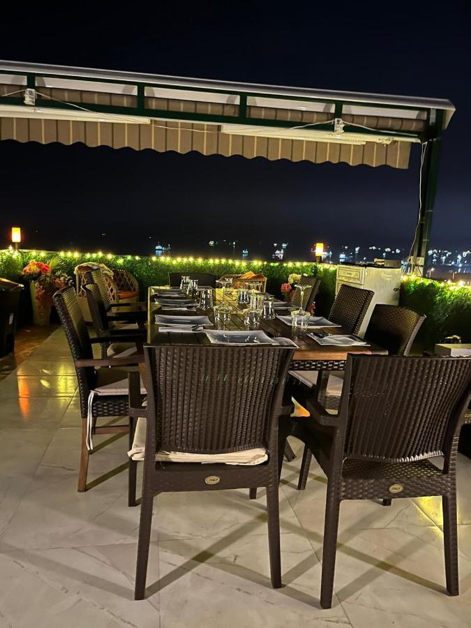 The Royal Luxury Hotel, фото 9