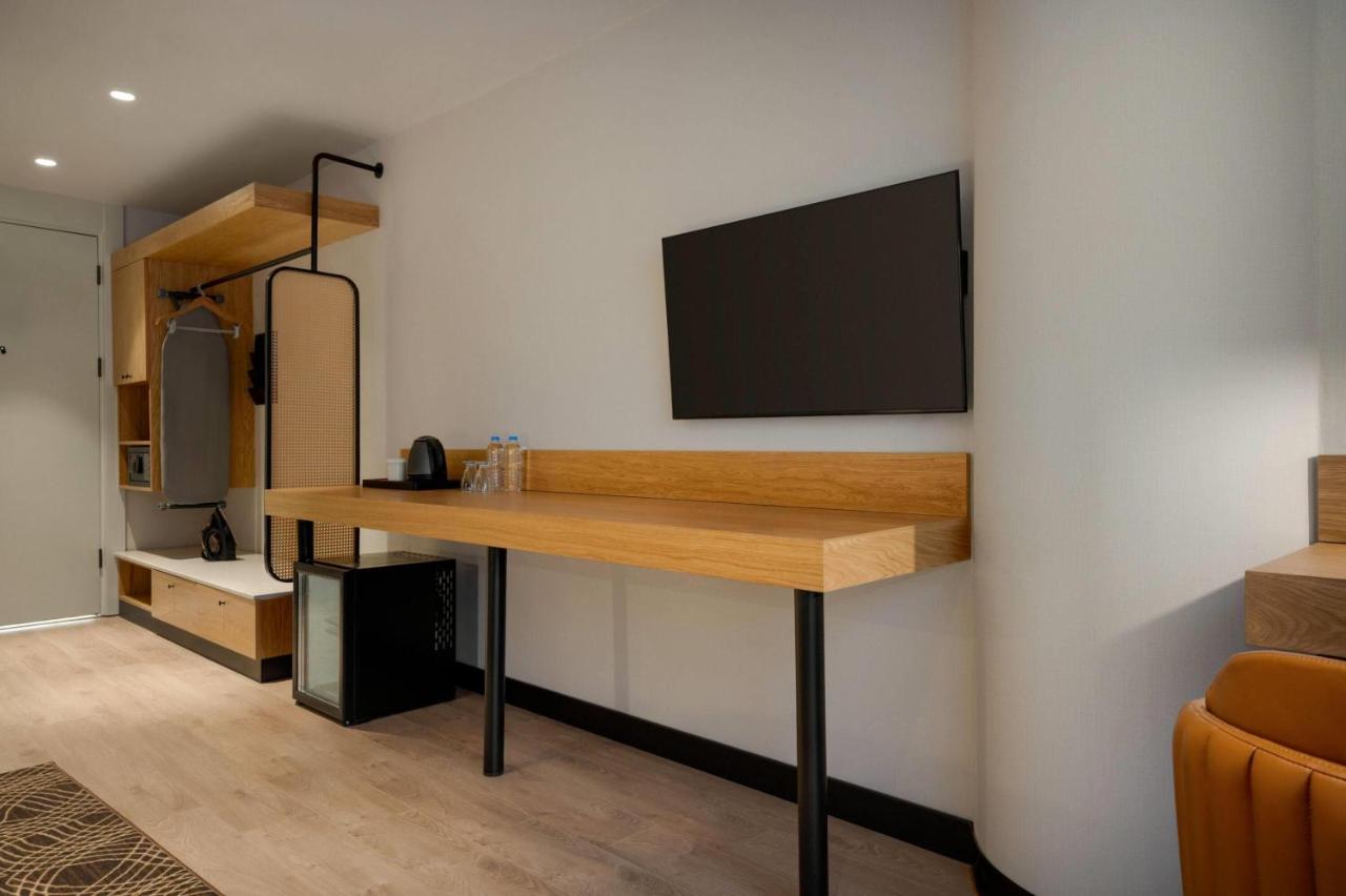 Tryp By Wyndham Istanbul Dolapdere 4*, фото 12