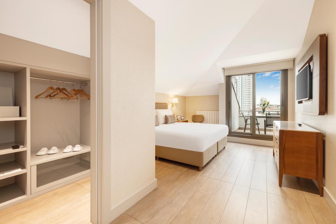 Tzl Suites