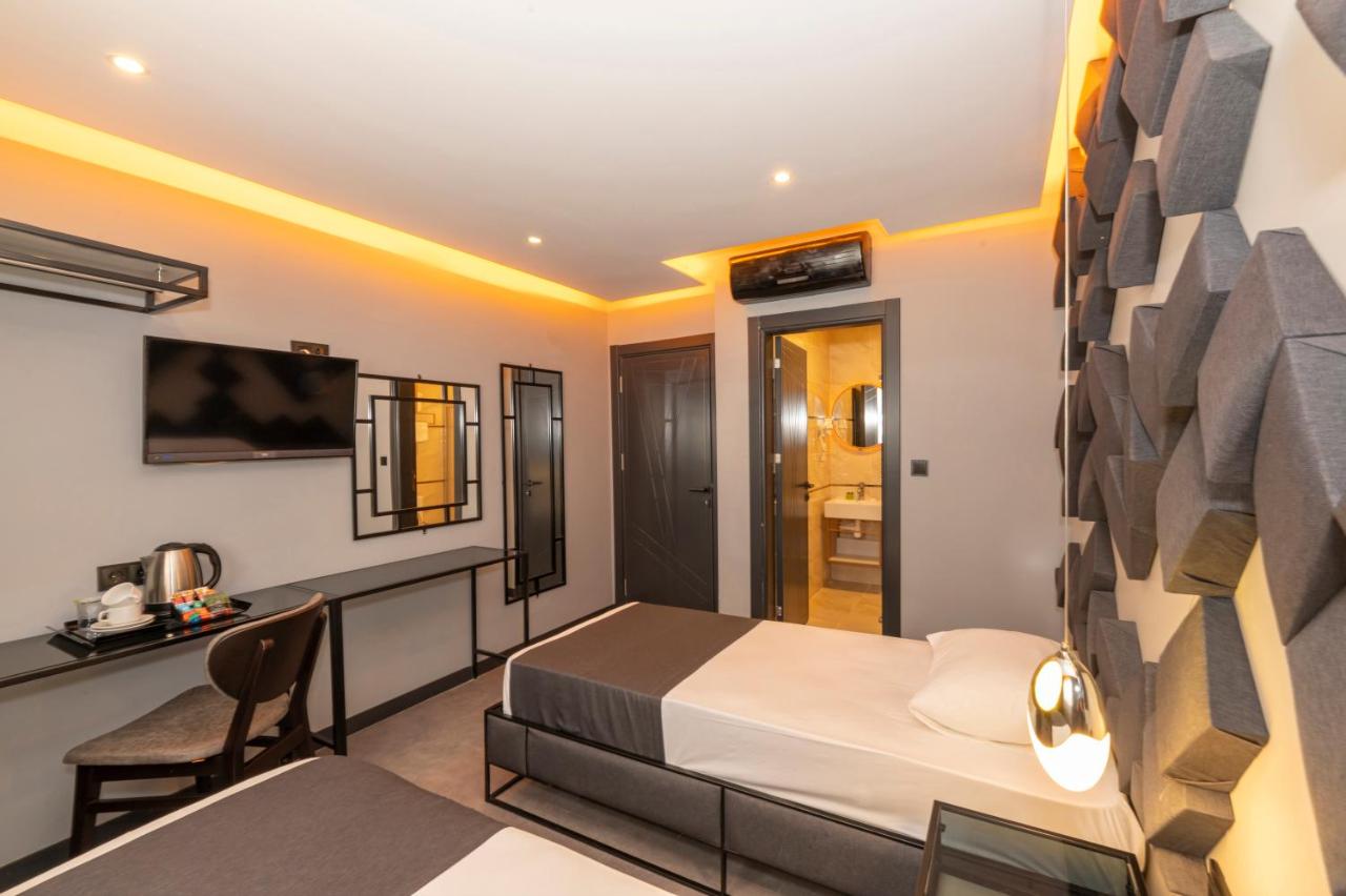 White Palace Hotel, фото 13