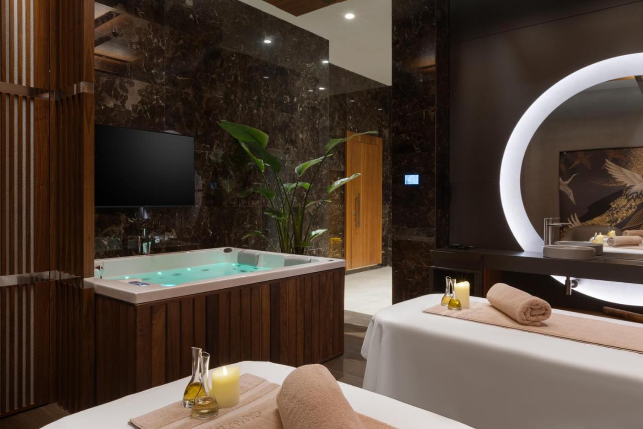 Wyndham Grand Levent Istanbul Hotel & Conference Center 5*, фото 2