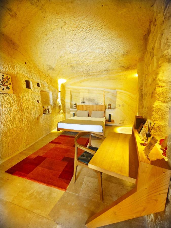 Acropolis Cave Suite, фото 2