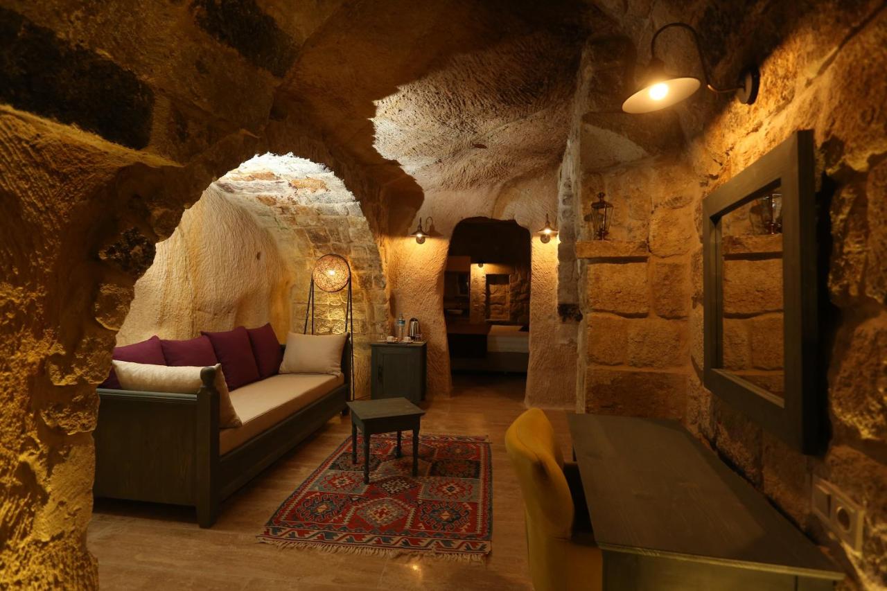Acropolis Cave Suite, фото 13