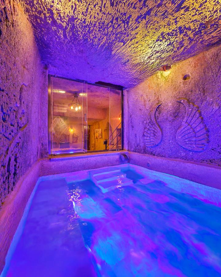 Bayar Cave Suites, фото 13