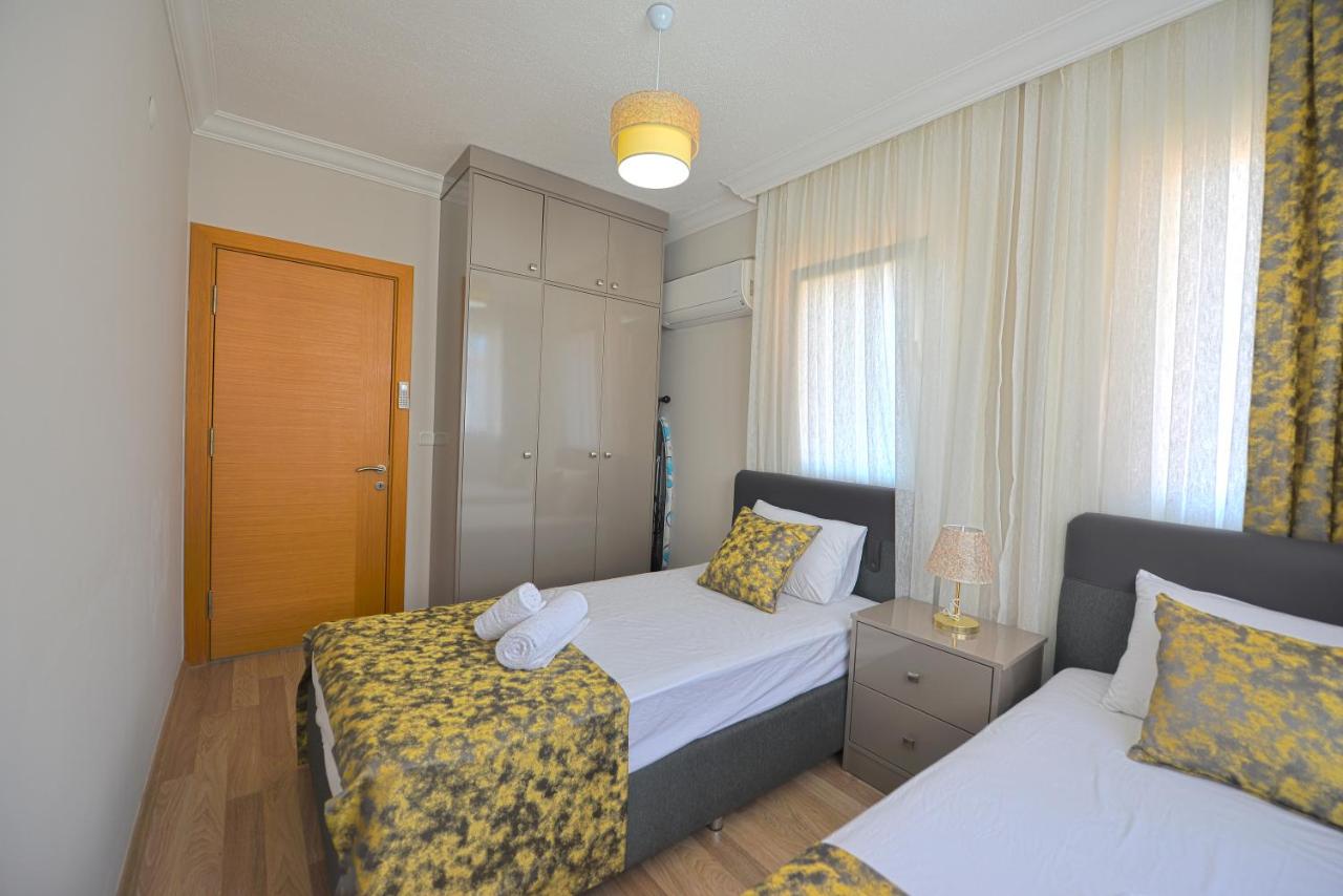 City Hotel Residence
