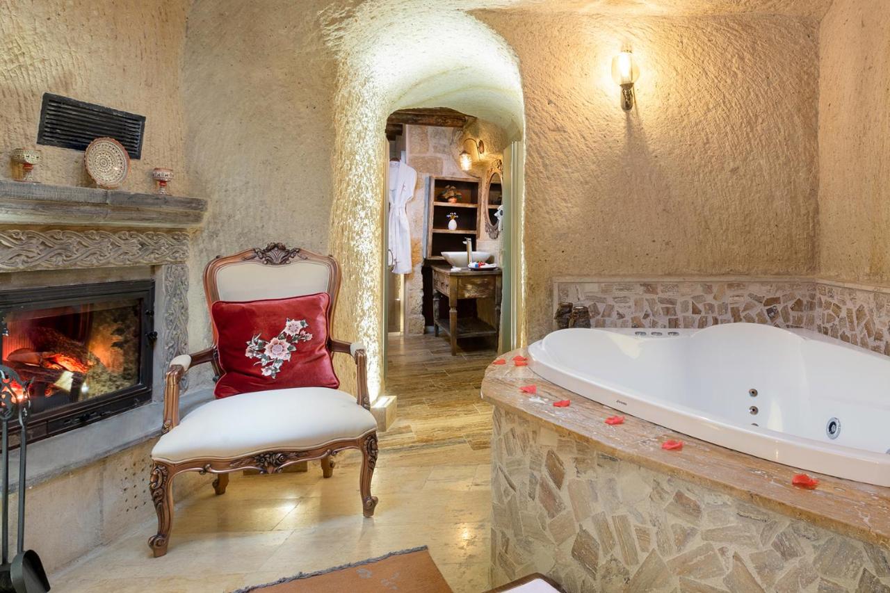 Elysion Cave Suites, фото 2