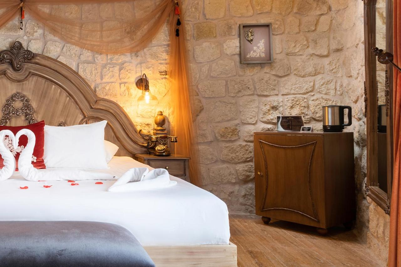 Elysion Cave Suites, фото 10