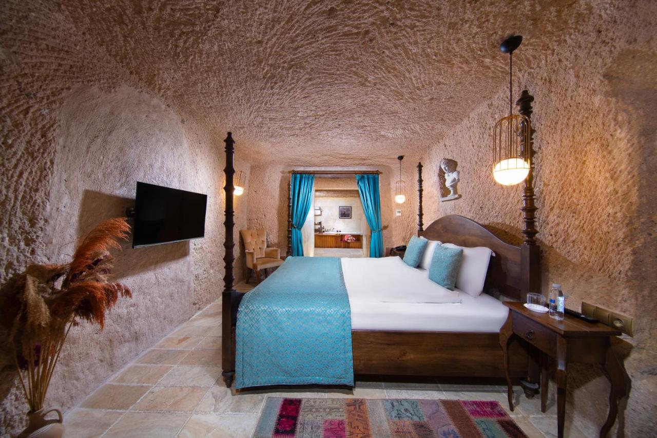 Helike Cave Hotel