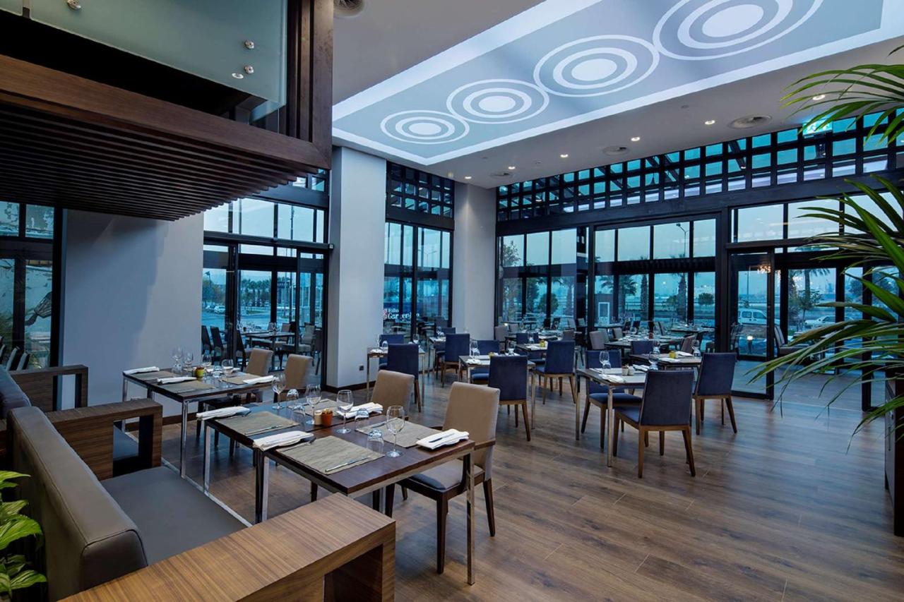 Hilton Garden Inn Izmir Bayrakli 4*, фото 8