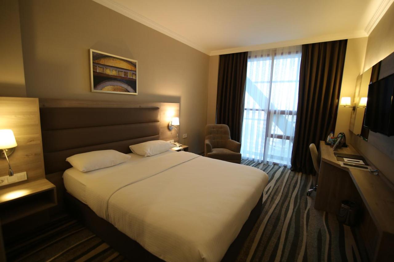 Hotel Excellence Inn, фото 5