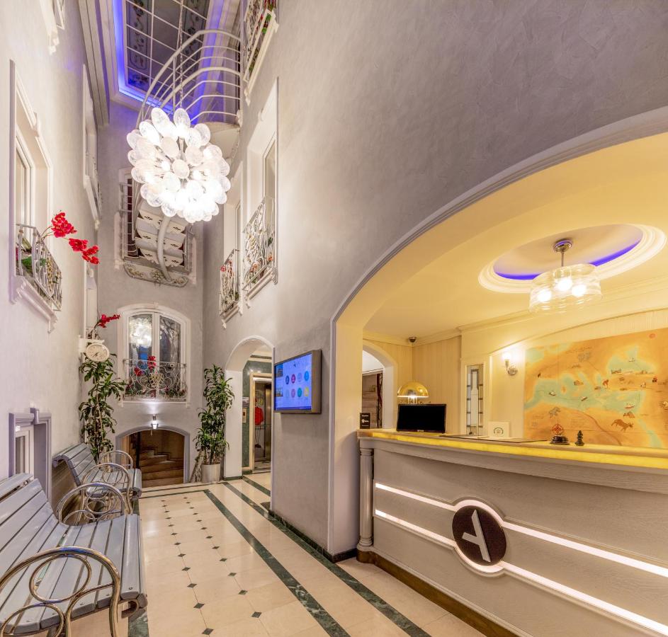 Hotel Grand Istanbul, фото 12