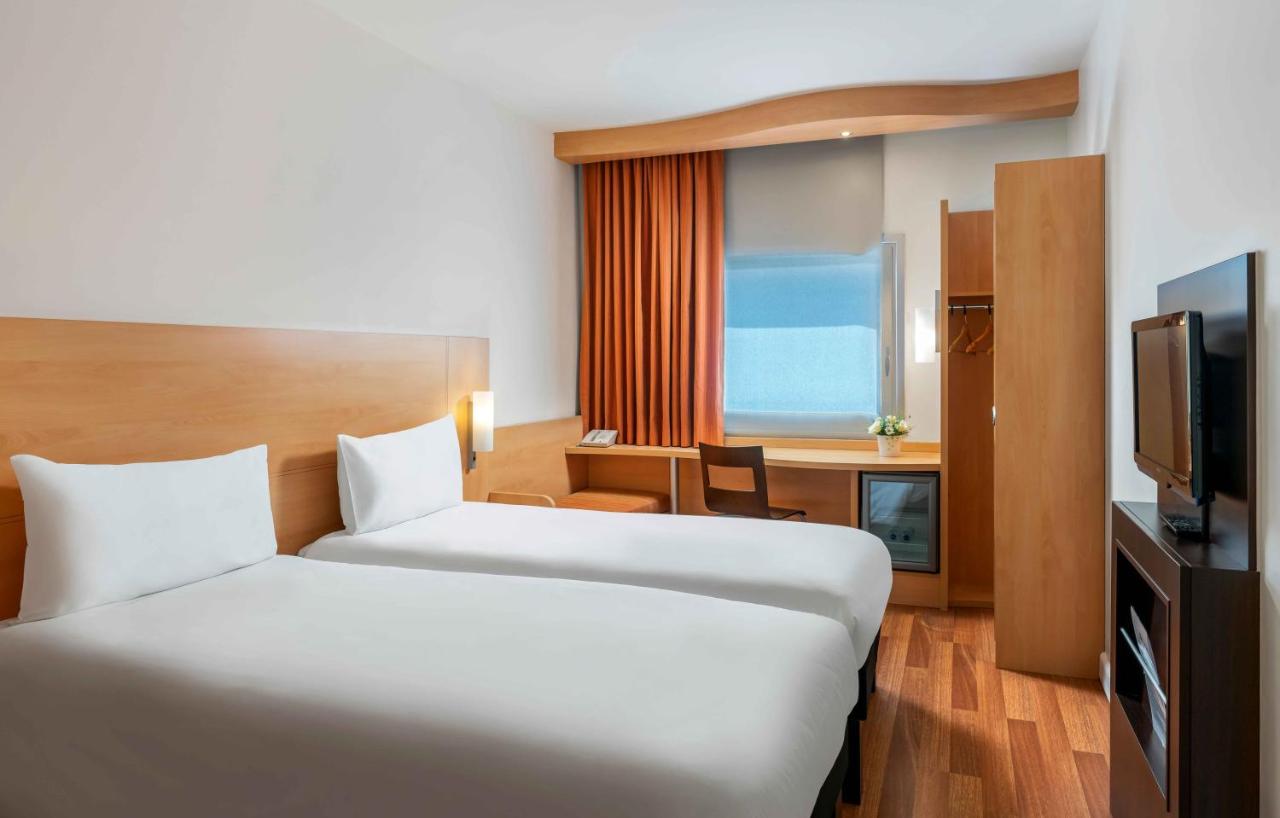 ibis Izmir Alsancak 3*