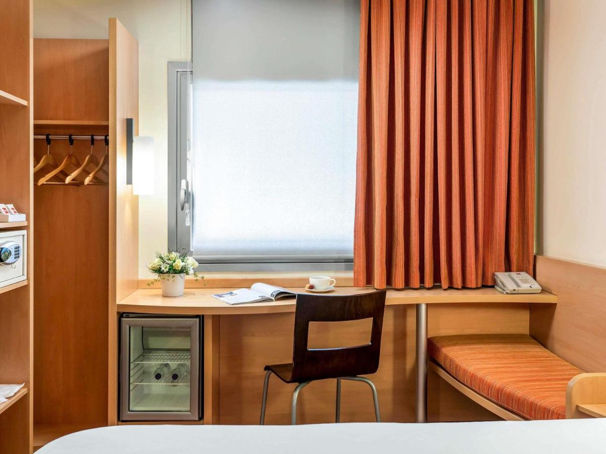 ibis Izmir Alsancak 3*, фото 16