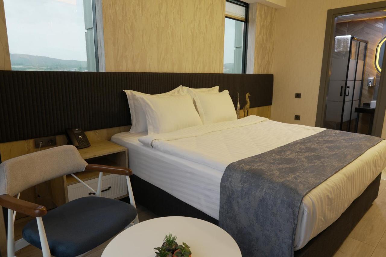 Lion City Otel