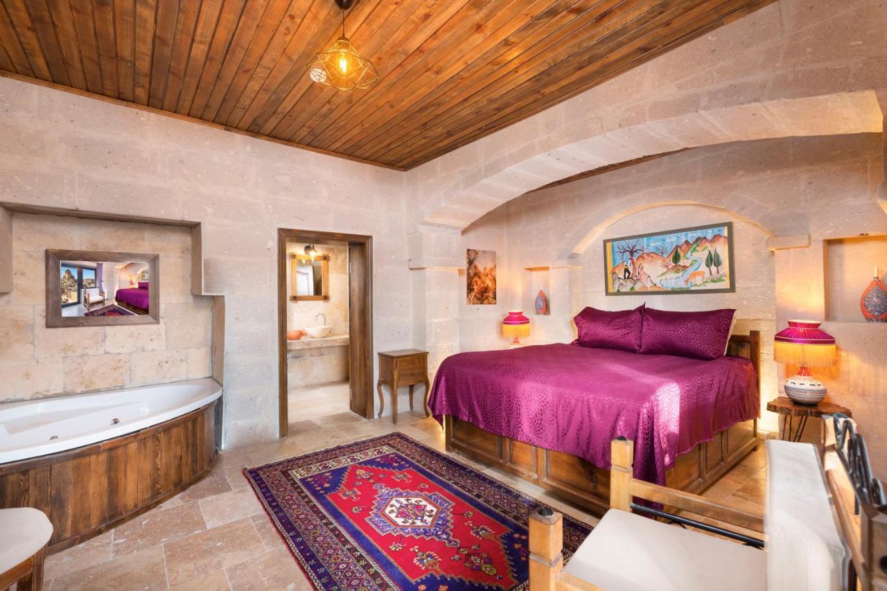 Megaron Cave Hotel