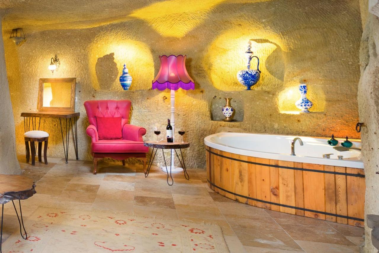 Megaron Cave Hotel, фото 2