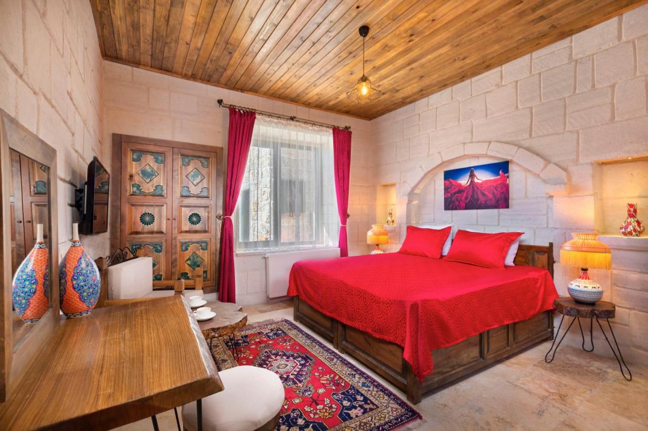 Megaron Cave Hotel, фото 9
