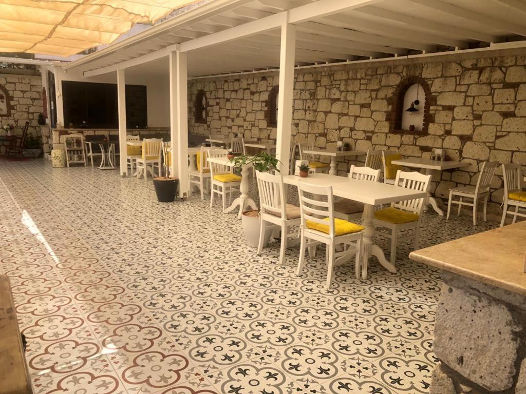 Mira Otel Alsancak 3*, фото 8