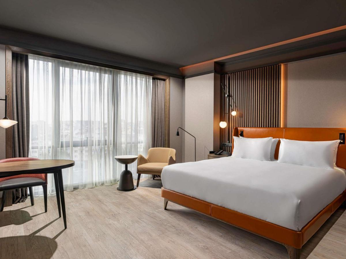 Movenpick Hotel Istanbul Marmara Sea, фото 9