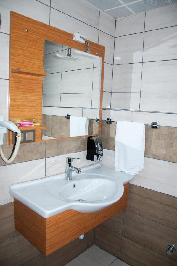 Prestige Garden Hotel 4*, фото 2