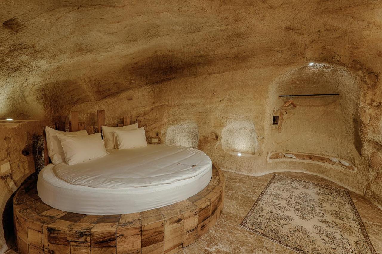 Solem Cave Suites, фото 7