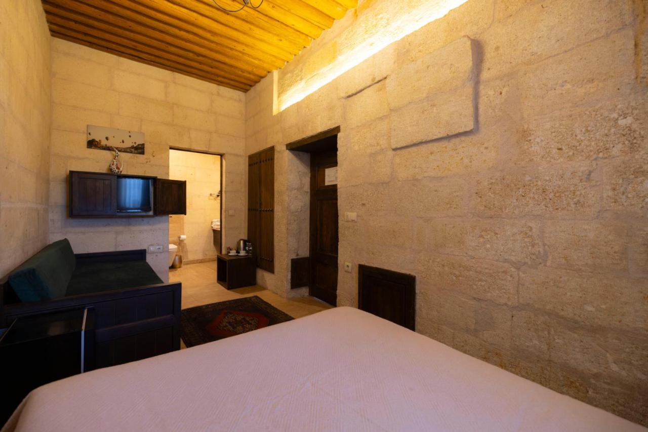 Tafana Cave & Stone Lodge, фото 9