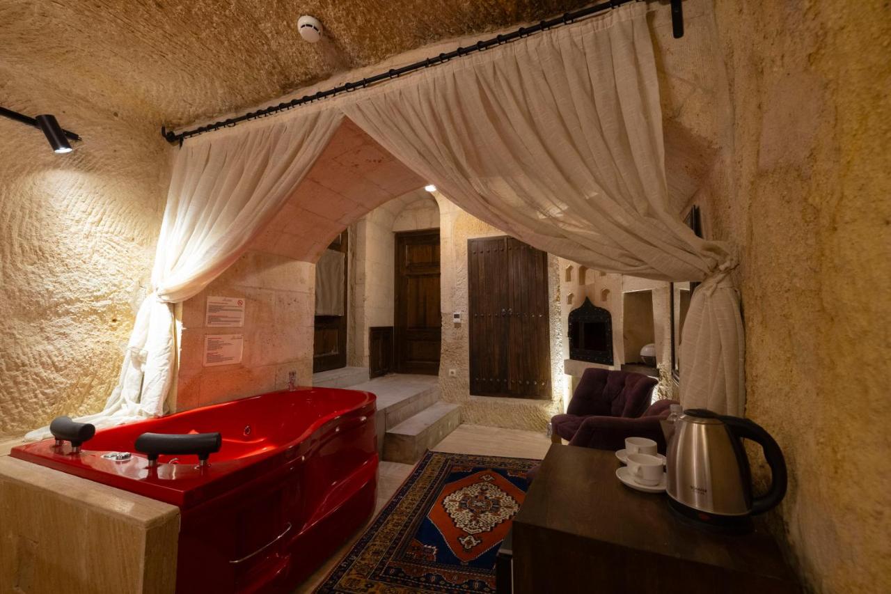 Tafana Cave & Stone Lodge, фото 12