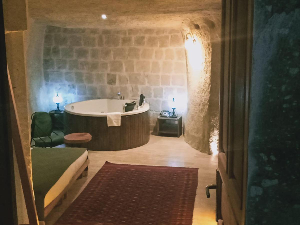 Vigneron Cave Hotel, фото 2
