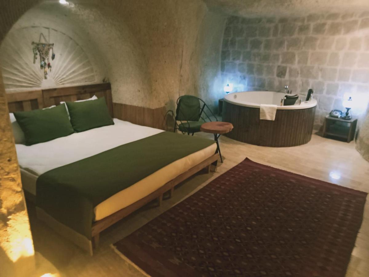 Vigneron Cave Hotel, фото 9