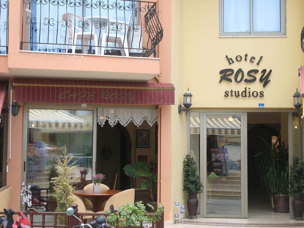 Rosy Suites Hotel 3*