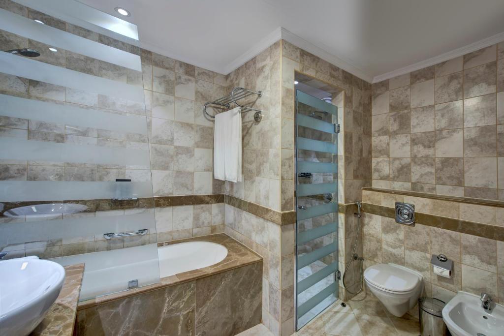 Donatello Hotel 4*